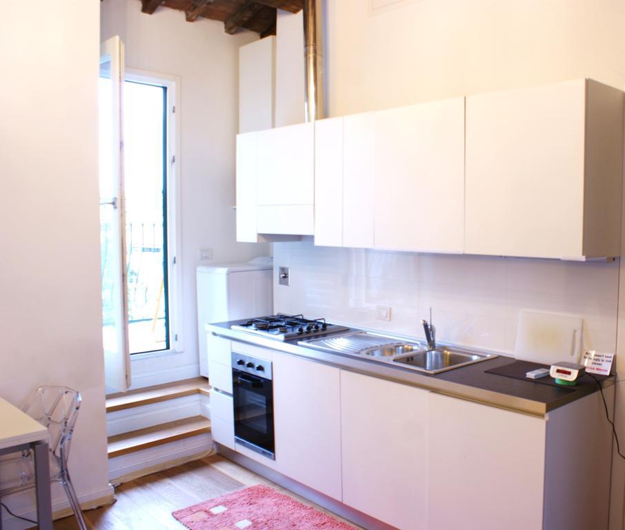 Roommo Sant'Ambrogio Florence Bilik gambar